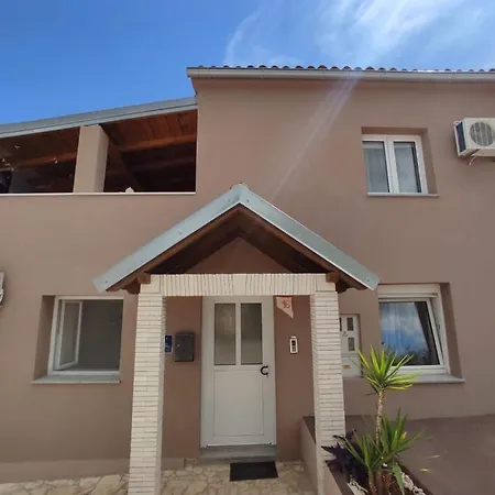 Lägenhet Amans Pula