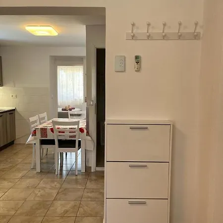 Apartment Amans